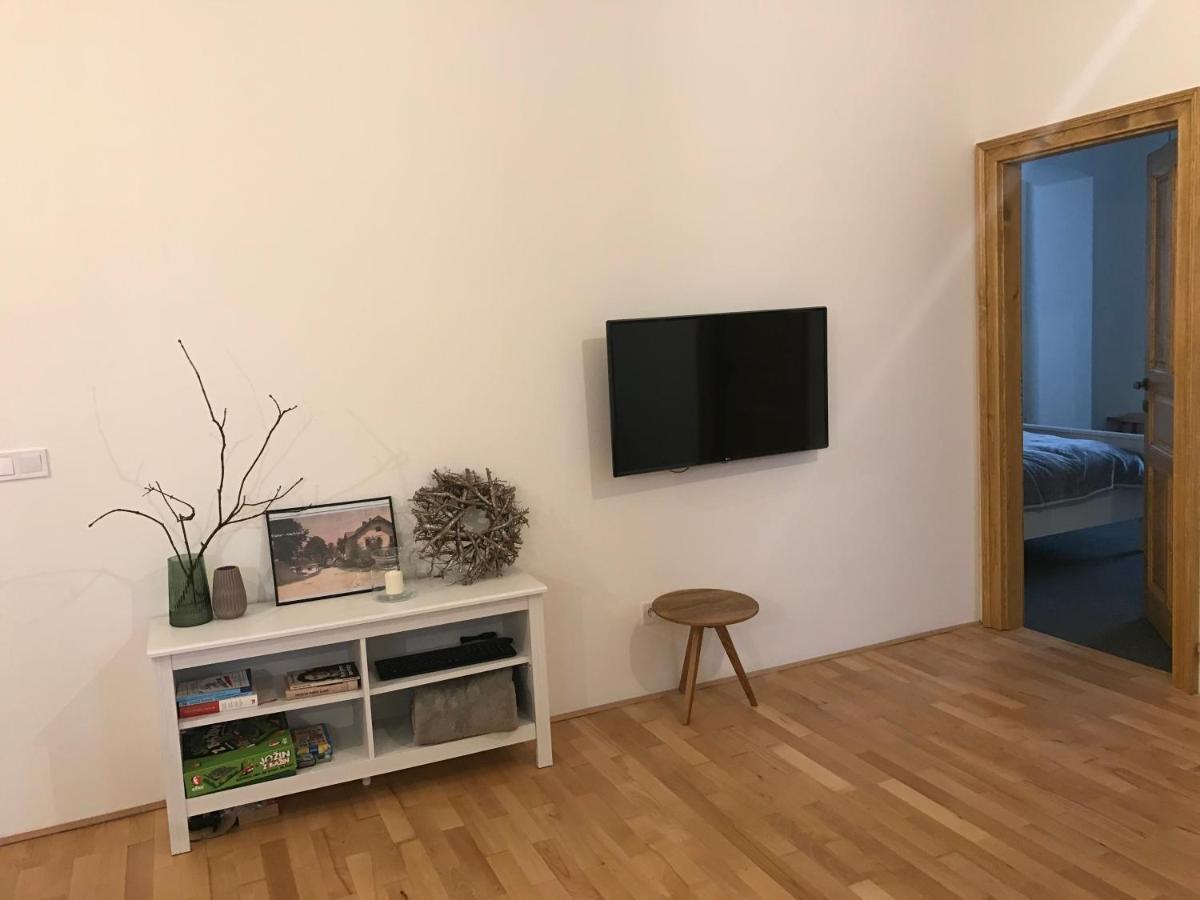 Stara Skola Hedec Aparthotel Králíky Екстериор снимка