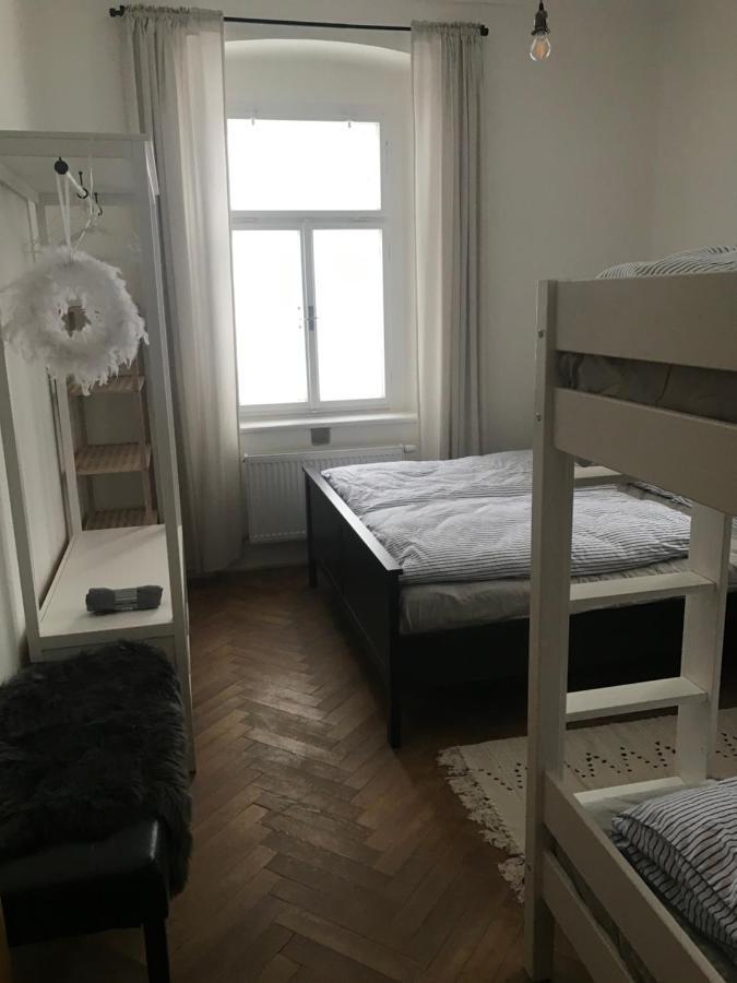 Stara Skola Hedec Aparthotel Králíky Екстериор снимка