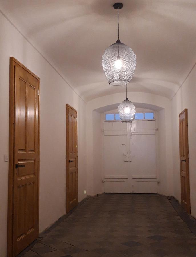 Stara Skola Hedec Aparthotel Králíky Екстериор снимка