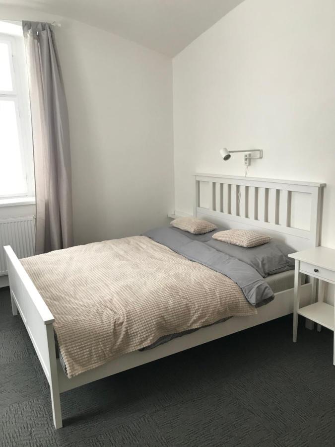 Stara Skola Hedec Aparthotel Králíky Екстериор снимка