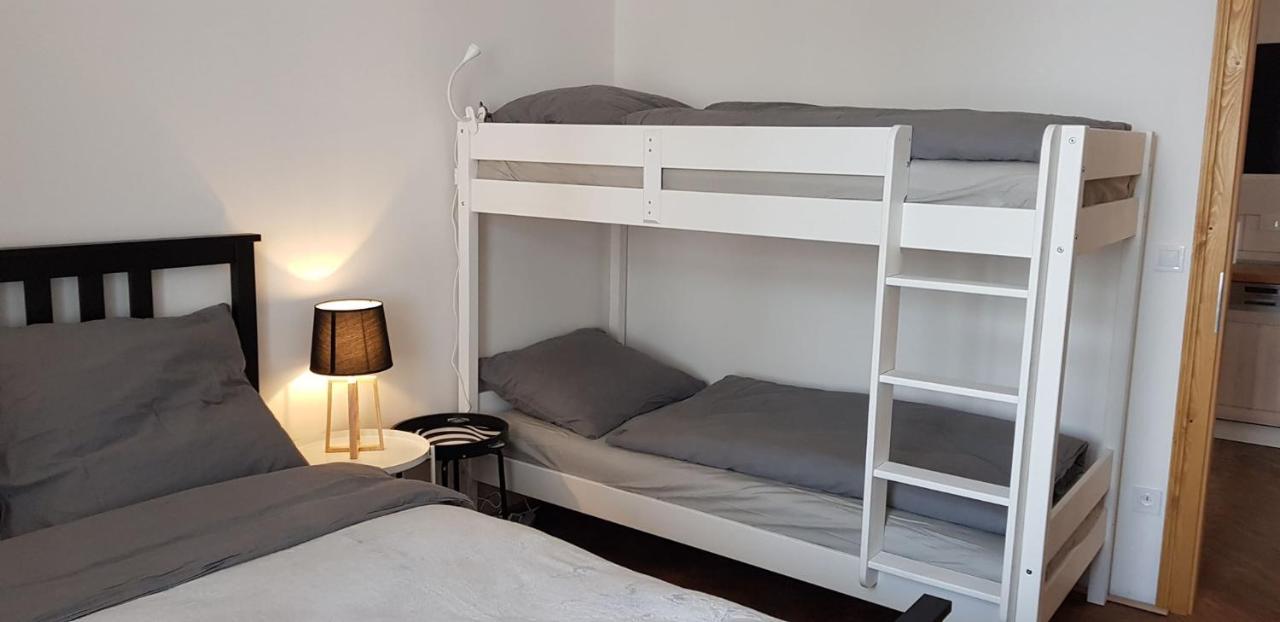 Stara Skola Hedec Aparthotel Králíky Екстериор снимка