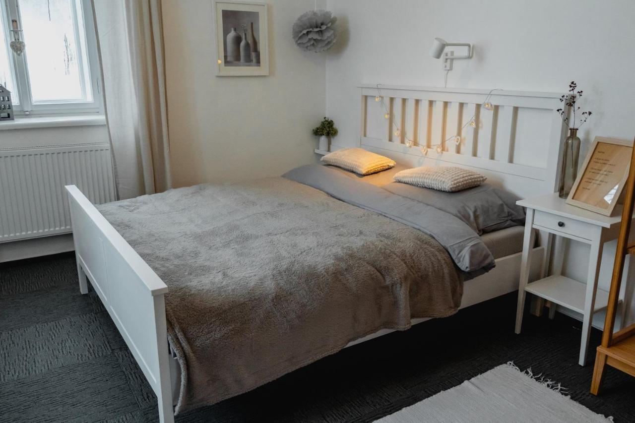 Stara Skola Hedec Aparthotel Králíky Екстериор снимка