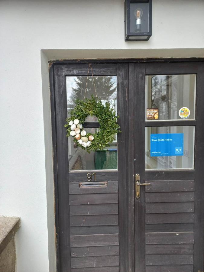 Stara Skola Hedec Aparthotel Králíky Екстериор снимка